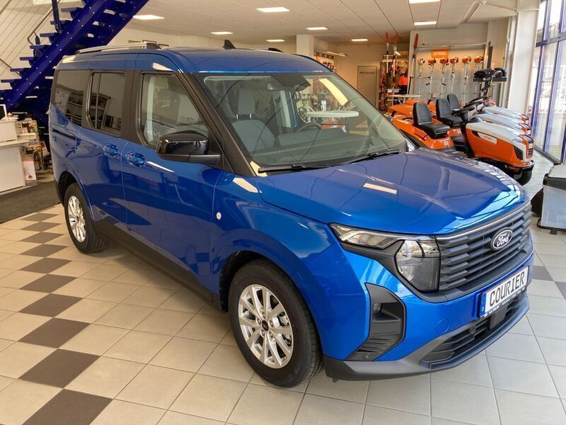 Neu Ford Tourneo Courier Titanium 125 PS (91 kW) 2025 Blau Van / Kleinbus