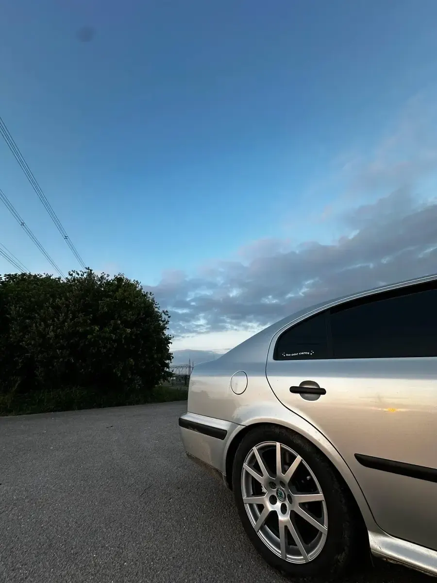 Gebraucht Skoda Octavia 170 PS (125 kW) 2000 Silber Limousine
