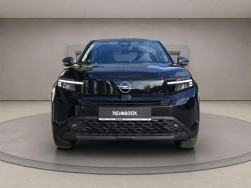 Neu Opel Frontera Edition+ 110 PS (80 kW) 2025 Schwarz SUV
