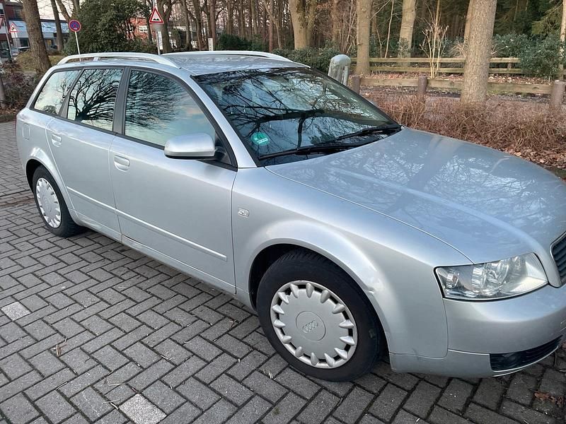 Gebraucht Audi A4 130 PS (95 kW) 2004 Silber Kombi