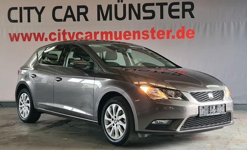 Grau Gebraucht 2016 Seat Leon Style Limousine | 8.400 € (Fairer Preis) - Bild 1/4