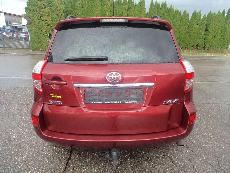 Gebraucht Toyota RAV4 Executive 177 PS (130 kW) 2010 Rot SUV