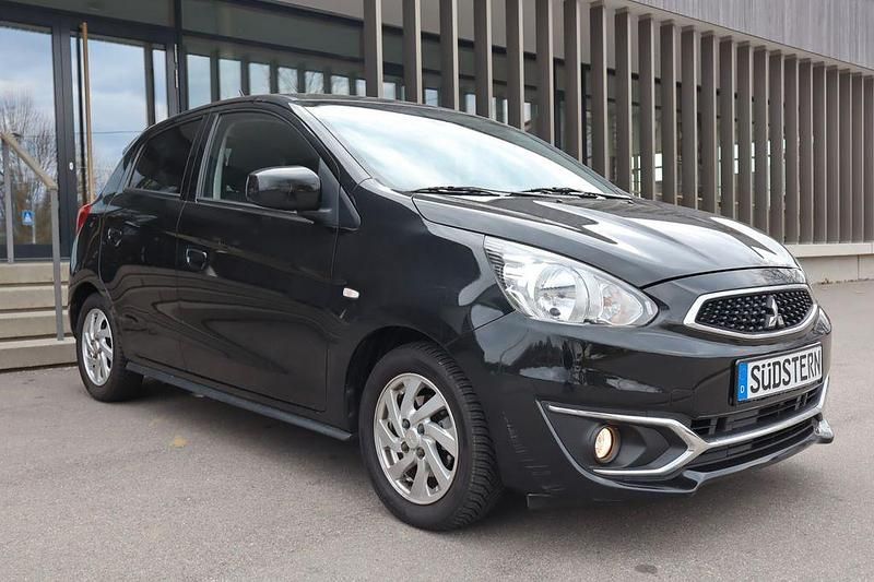 Second-hand Mitsubishi Space Star Edition+ 71 CP (52 kW) 2016 Negru Hatchback