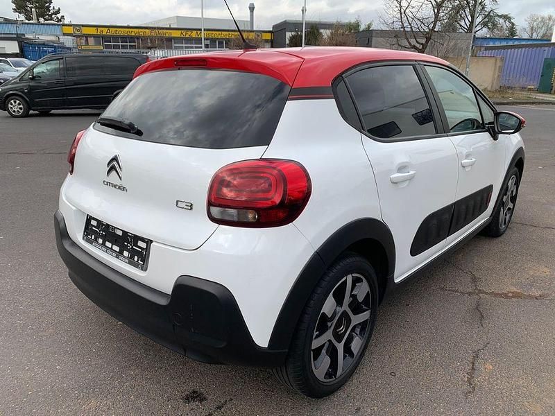 Gebraucht Citroën C3 Feel 83 PS (61 kW) 2019 Weiß Kleinwagen