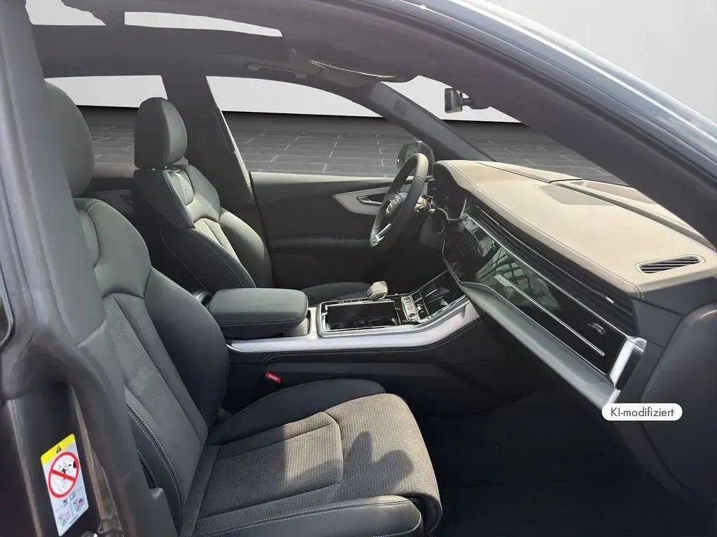 Neu Audi Q8 Business 394 PS (289 kW) 2026 Grau SUV