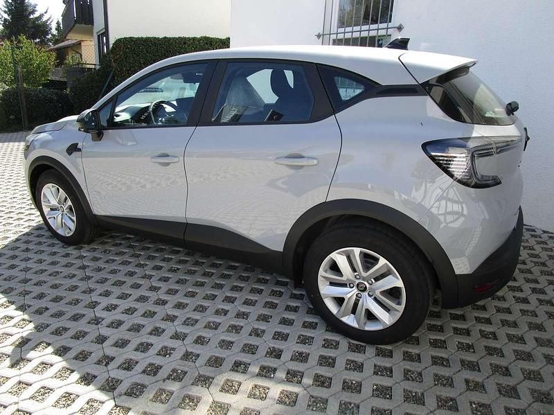 Second-hand Renault Captur Evolution 140 CP (102 kW) 2026 Gri SUV
