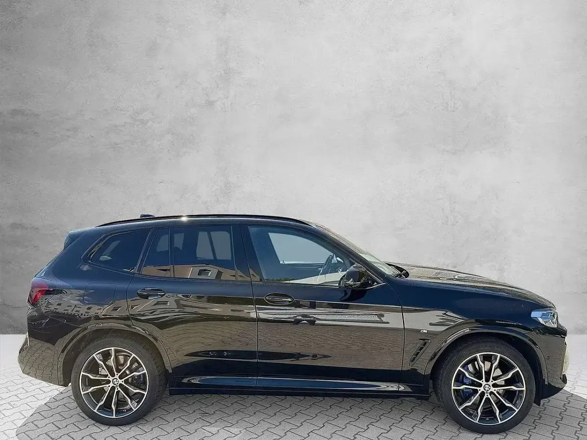 Gebraucht BMW X3 M M Sport 360 PS (264 kW) 2023 Saphirschwarz SUV