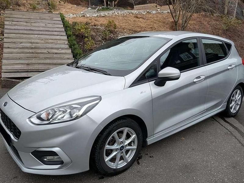 Gebraucht Ford Fiesta ST-Line 101 PS (74 kW) 2018 Silber Kleinwagen