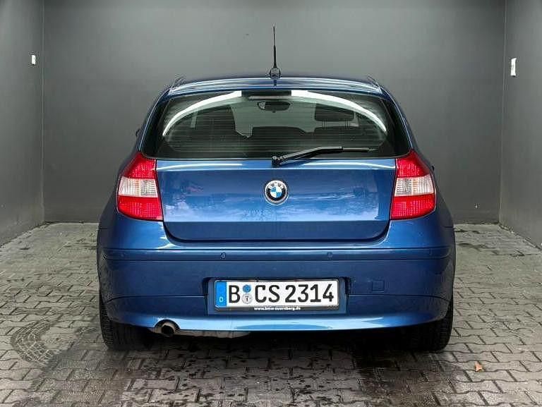 Second-hand BMW 116 122 CP (89 kW) 2005 Albastru Hatchback