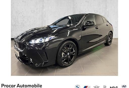Gebraucht BMW 120 Shadowline 163 PS (119 kW) 2025 Schwarz Kleinwagen