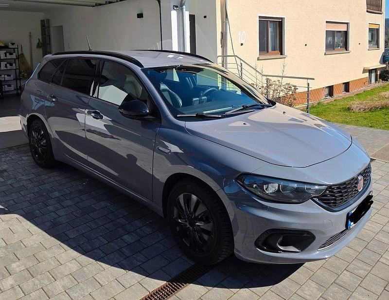 Gebraucht Fiat Tipo S 120 PS (88 kW) 2020 Grau Limousine