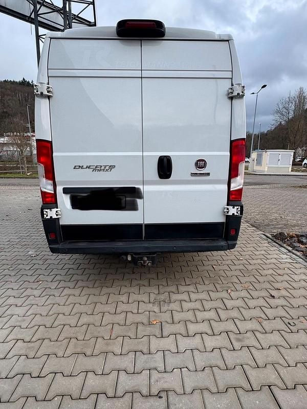 Gebraucht Fiat Ducato 130 PS (95 kW) 2019 Weiß Van