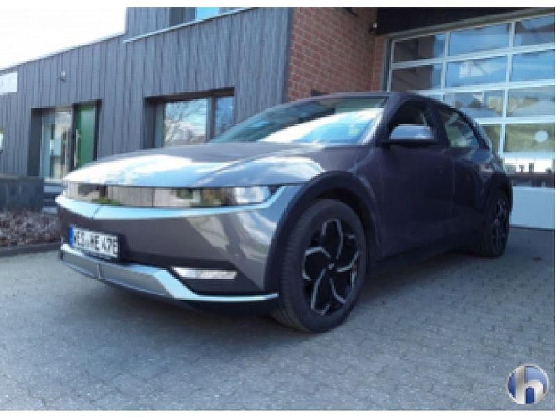 Violett mystic olive / mic (metallic) Gebraucht 2022 Hyundai Ioniq 5 SUV | 23.000 € (Superpreis) - Bild 1/4