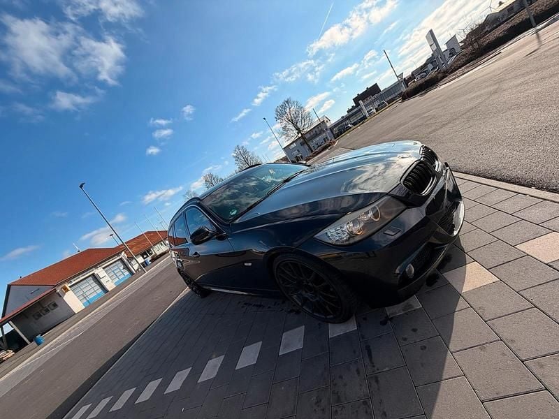 Second-hand BMW 325 Performance 204 CP (150 kW) 2010 Negru Break