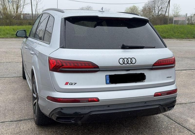 Gebraucht Audi Q7 Ambiente 286 PS (210 kW) 2022 Silber SUV