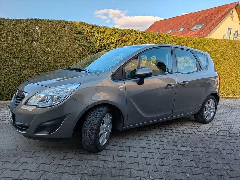 Gebraucht Opel Meriva Active 120 PS (88 kW) 2013 Van / Kleinbus