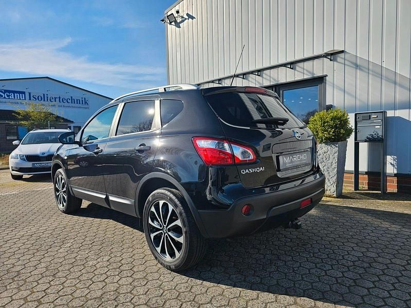 Gebraucht Nissan Qashqai I-Way 150 PS (110 kW) 2012 Schwarz SUV