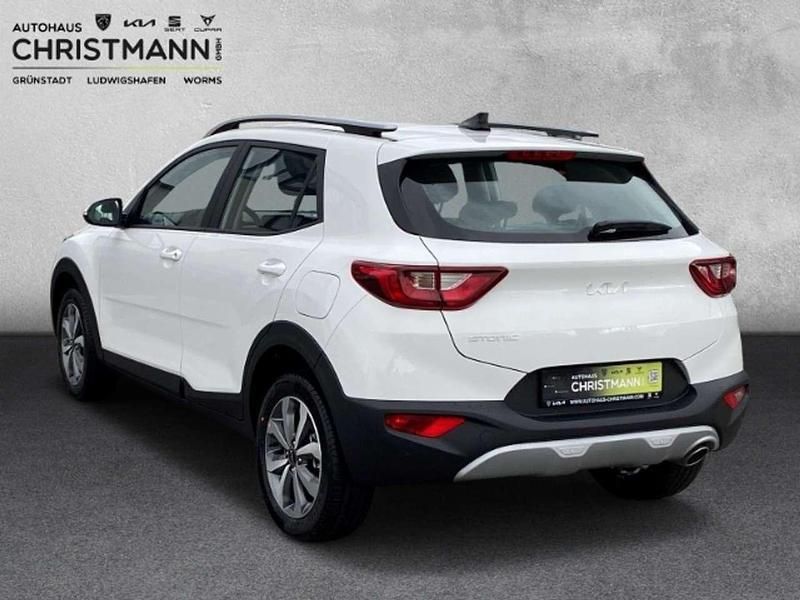 Gebraucht Kia Stonic Vision 101 PS (74 kW) 2024 Clear white SUV