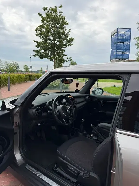 Gebraucht Mini ONE 102 PS (75 kW) 2020 Grau Kleinwagen