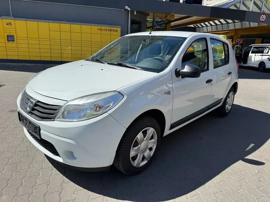 Second-hand Dacia Sandero 75 CP (55 kW) 2012 Alb Berlinǎ