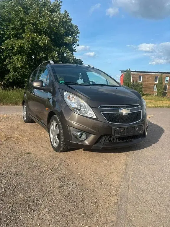 Gebraucht Chevrolet Spark LT 82 PS (60 kW) 2010 Braun Kleinwagen