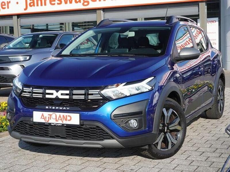 Gebraucht Dacia Sandero Expression 110 PS (80 kW) 2023 Blau SUV