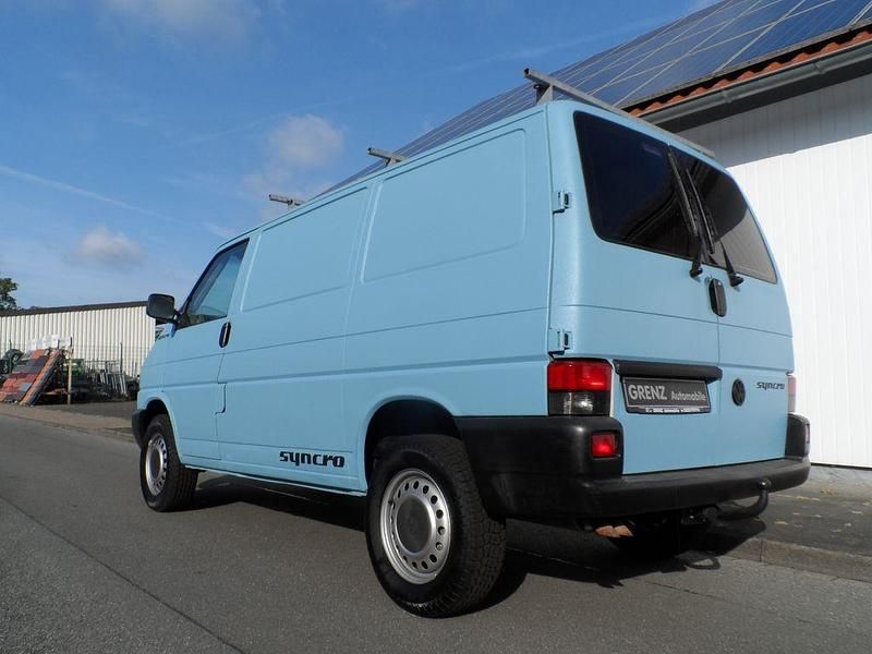 Gebraucht VW T4 102 PS (75 kW) 2002 Blau Van