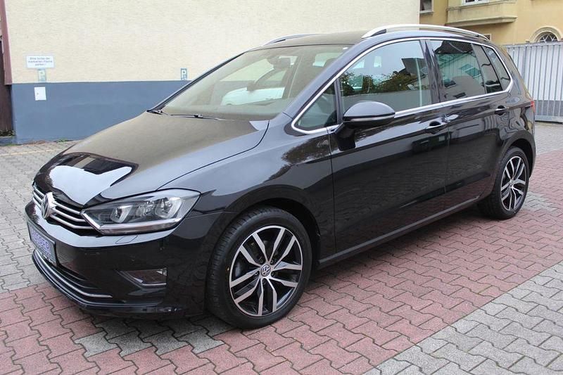 Schwarz Gebraucht 2014 VW Golf Sportsvan Highline Van / Kleinbus | 12.490 € (Fairer Preis) - Bild 1/4