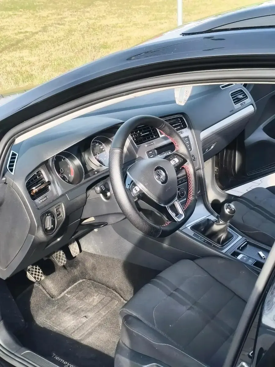 Gebraucht VW Golf VII 90 PS (66 kW) 2015 Schwarz Kombi
