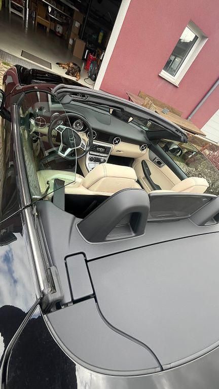 Gebraucht Mercedes SLK200 184 PS (135 kW) 2013 Schwarz Cabrio