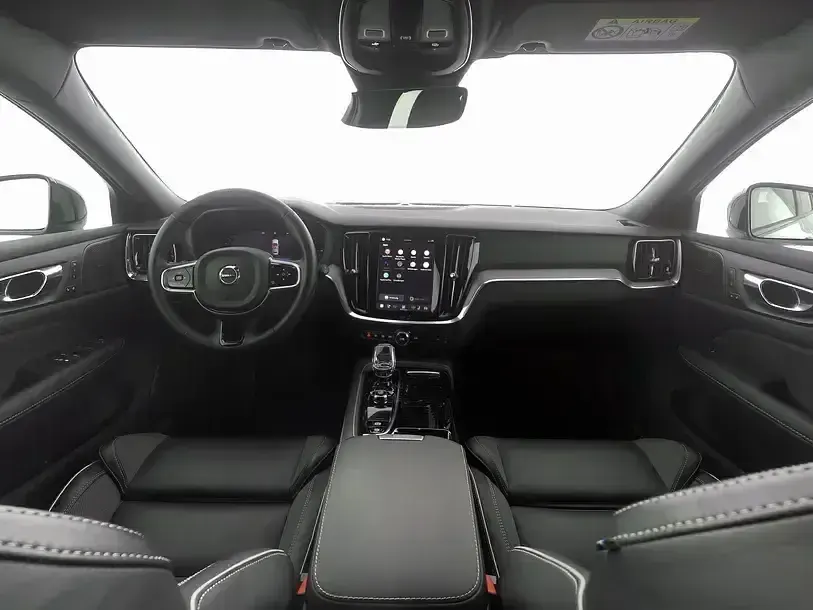 Gebraucht Volvo V60 Plus 455 PS (334 kW) 2024 Grau Kombi