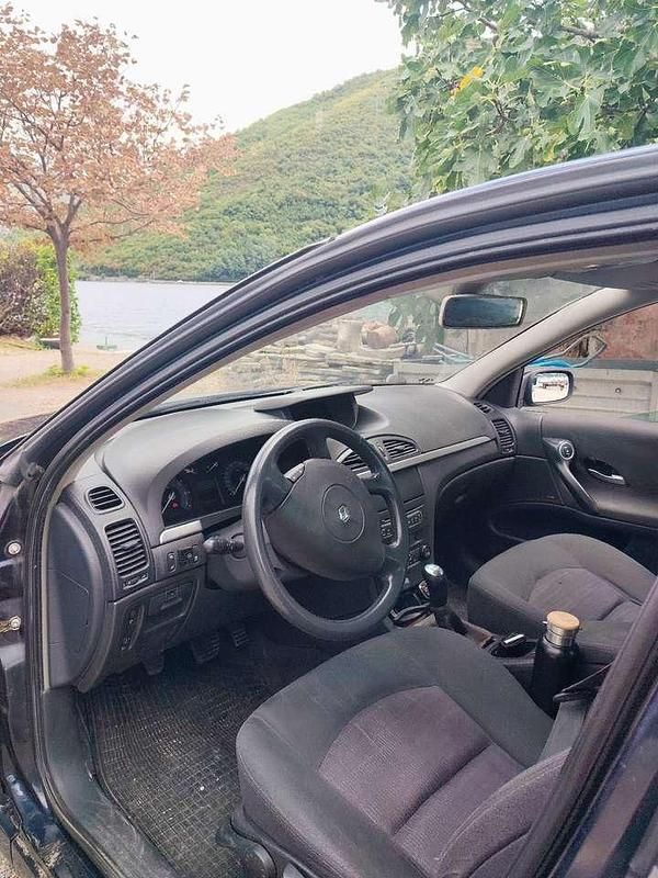 Gebraucht Renault Laguna II 111 PS (81 kW) 2006 Blau Limousine
