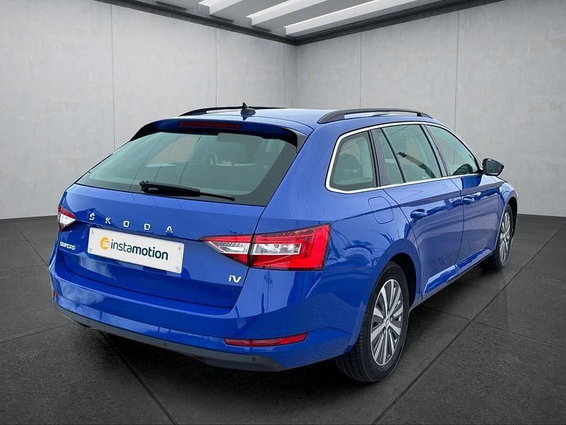 Gebraucht Skoda Superb 218 PS (160 kW) 2021 Blau Kombi