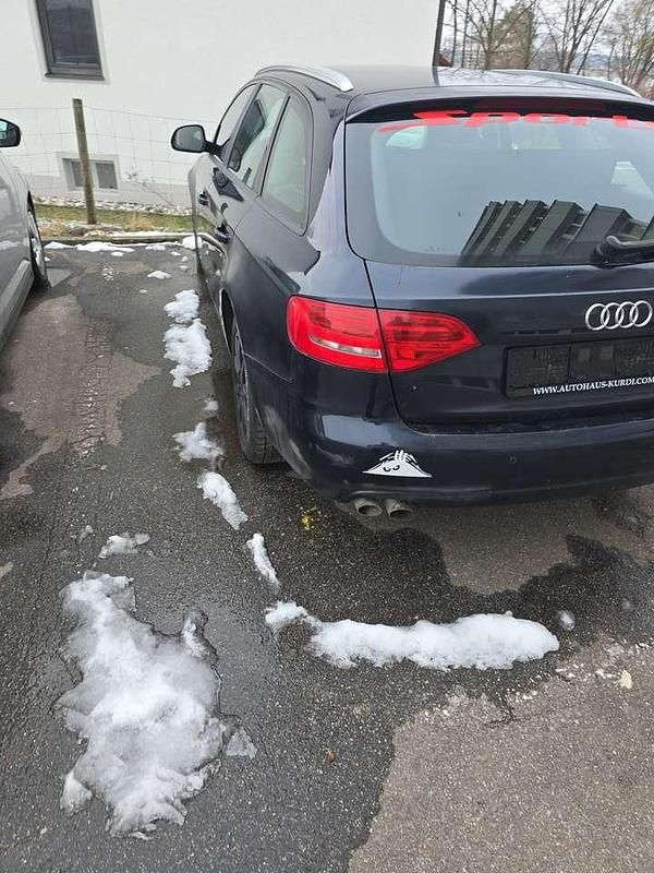 Gebraucht Audi A4 Ambition 143 PS (105 kW) 2008 Blau Kombi