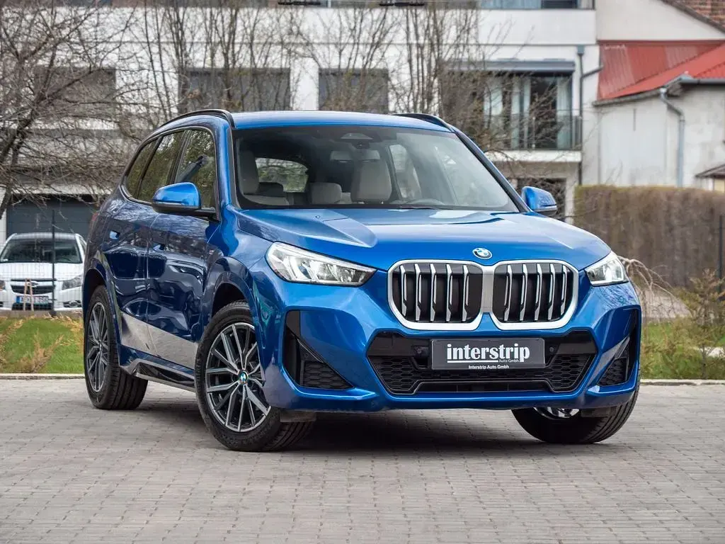 Gebraucht BMW X1 M Sport 163 PS (119 kW) 2025 Blau SUV