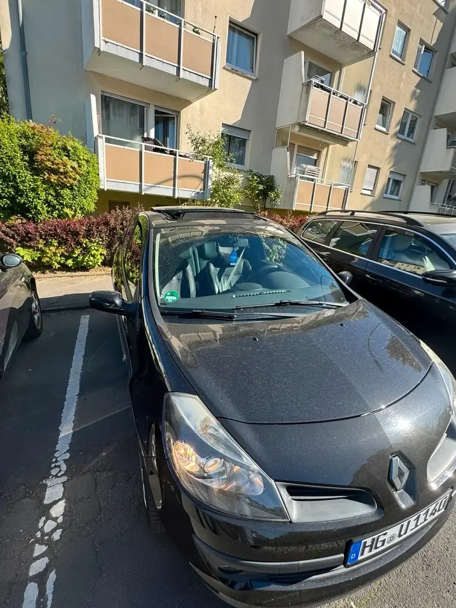 Używany Renault Clio 75 KM (55 kW) 2008 Czarny Coupe