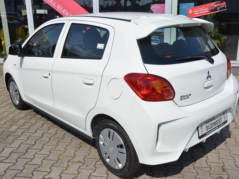 Gebraucht Mitsubishi Space Star Basis 71 PS (52 kW) 2025 Islandweiss Kleinwagen