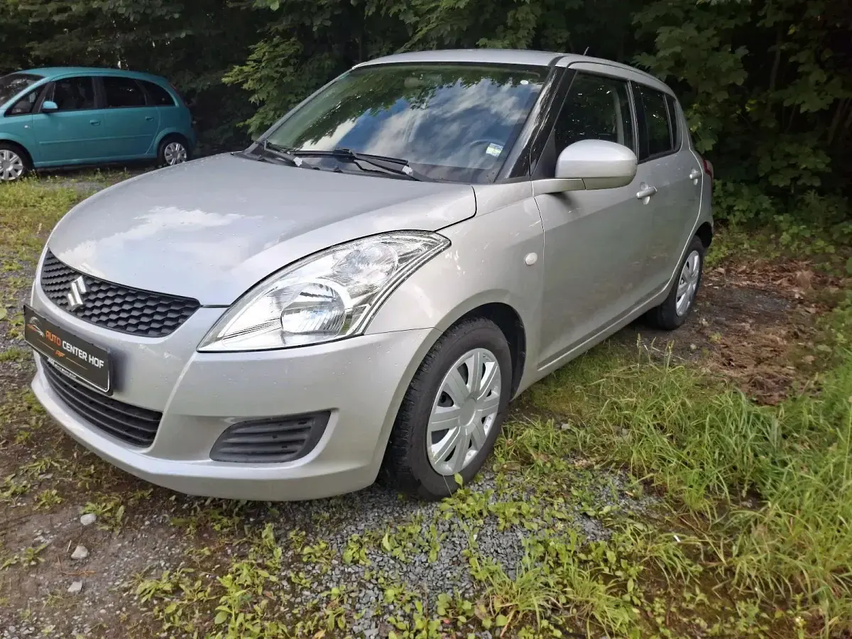 Gebraucht Suzuki Swift 94 PS (69 kW) 2013 Silber Kleinwagen