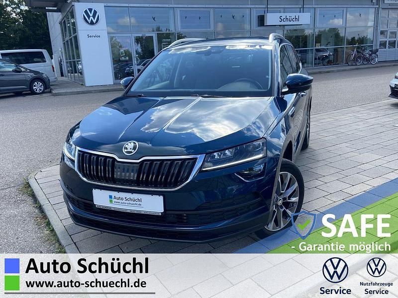 Lava blau metallic Gebraucht 2021 Skoda Karoq Clever SUV | 26.870 € (Fairer Preis) - Bild 1/4