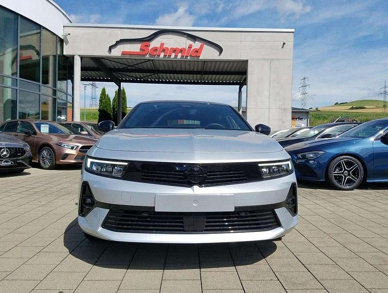 Gebraucht Opel Astra 131 PS (96 kW) 2024 Kristall silber metallic Kombi