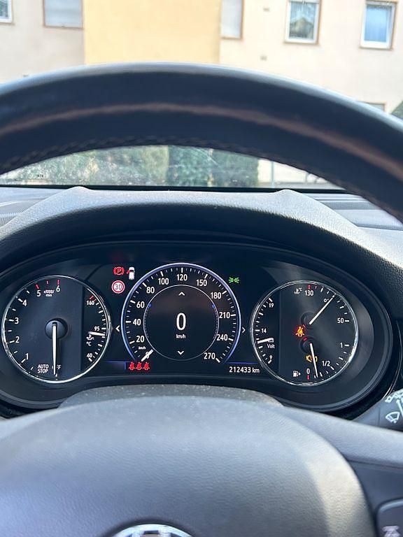 Gebraucht Opel Astra Business Edition 122 PS (89 kW) 2021 Weiß Limousine