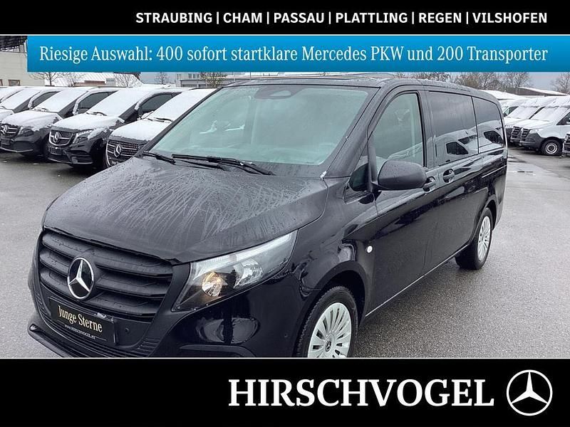 Obsidianschwarz metallic Gebraucht 2024 Mercedes Vito Kombi | 49.861 € - Bild 1/4