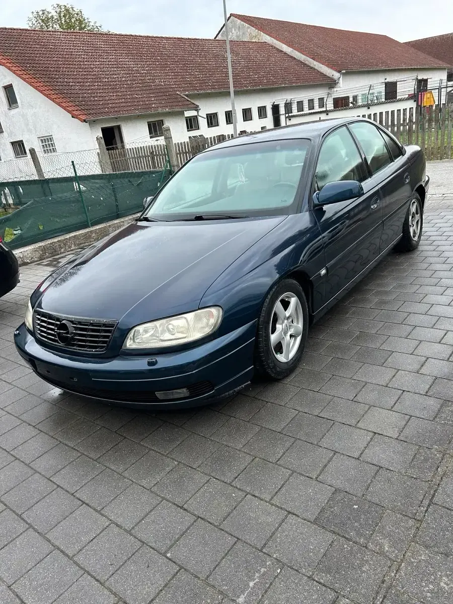 Gebraucht Opel Omega 179 PS (131 kW) 2002 Blau Limousine