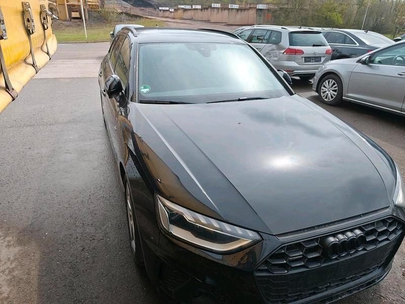 Gebraucht Audi A4 S-Line 204 PS (150 kW) 2022 Schwarz Kombi