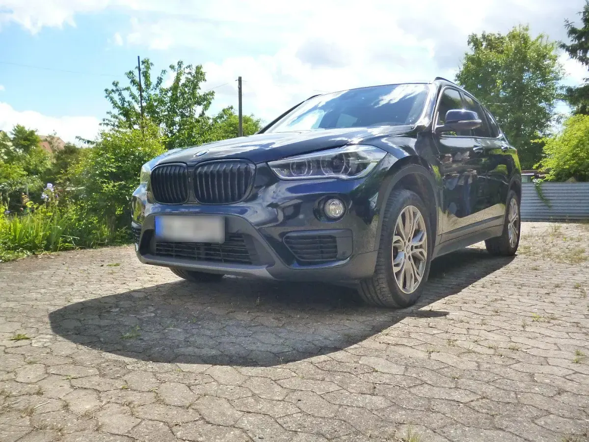 Gebraucht BMW X1 Advantage 150 PS (110 kW) 2019 Schwarz SUV