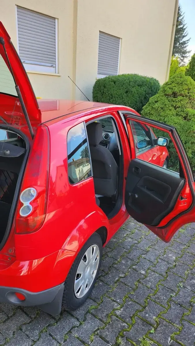 Gebraucht Ford Fiesta 70 PS (51 kW) 2006 Kleinwagen