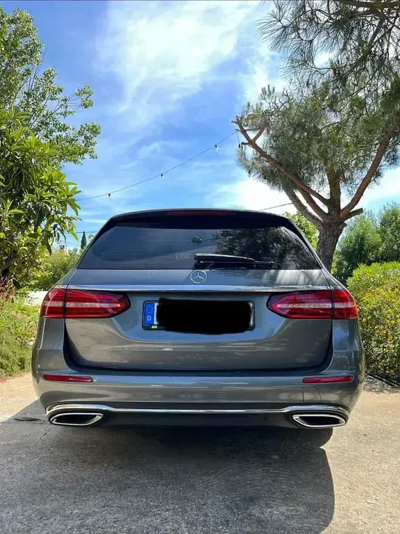 Gebraucht Mercedes E200 160 PS (117 kW) 2020 Grau Limousine