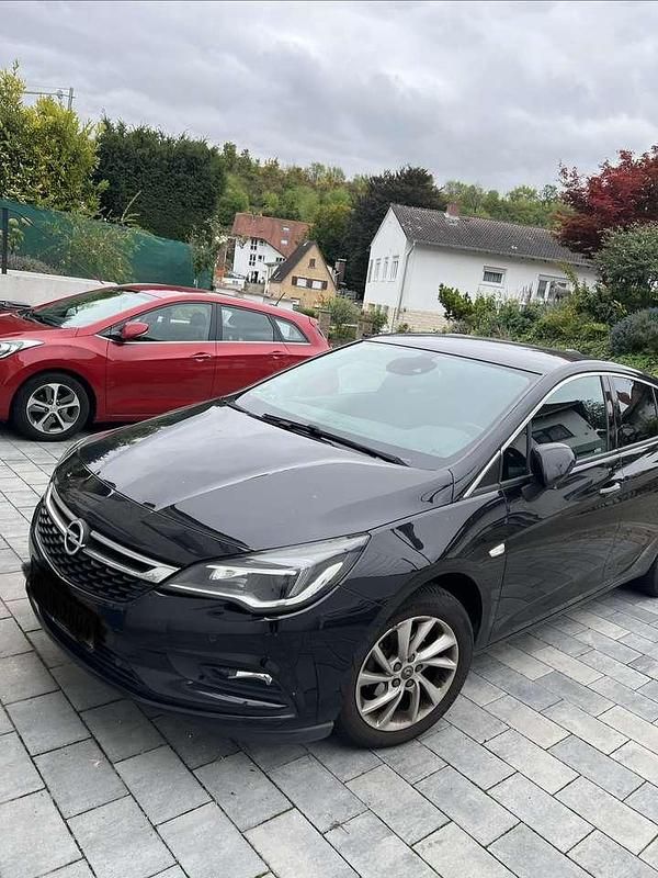 Schwarz Gebraucht 2017 Opel Astra Innovation Kleinwagen | 8.300 € (Guter Preis) - Bild 1/2