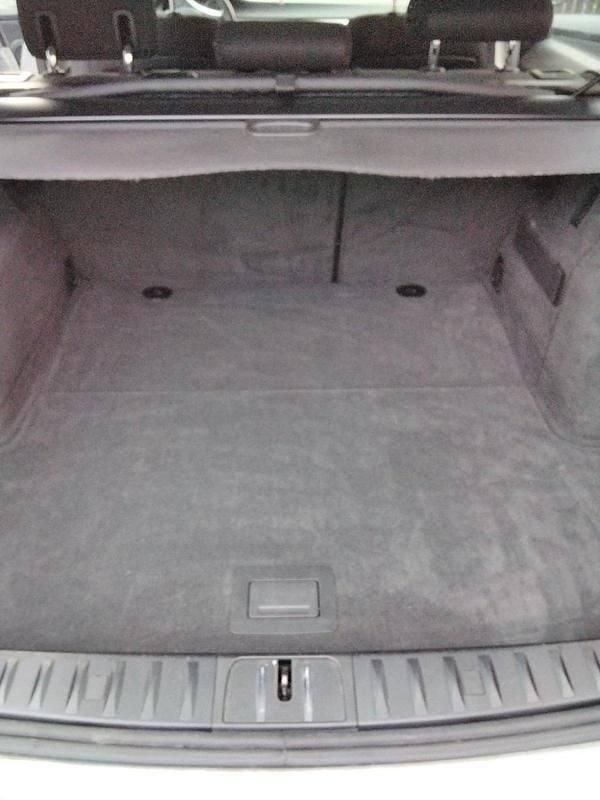 Gebraucht BMW 320 170 PS (125 kW) 2010 Grau Kombi