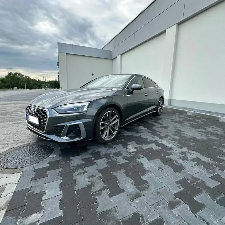 Gebraucht Audi A5 Sportback S-Line 265 PS (194 kW) 2022 Grau Kleinwagen